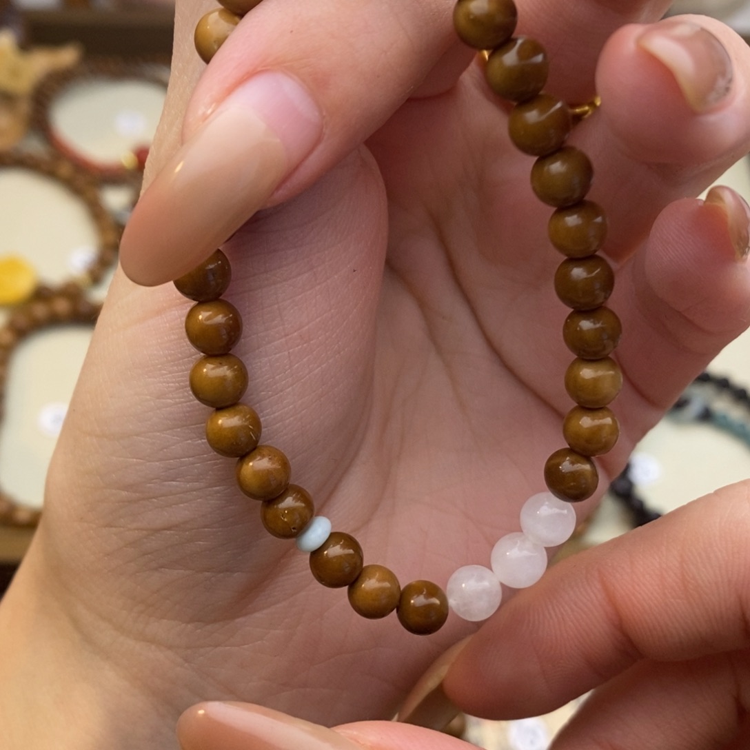 库克手串未镶嵌金丝白玉 06