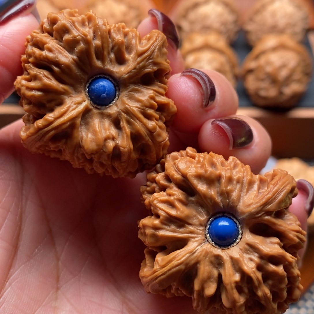 把件文玩核桃41尺全品南江石