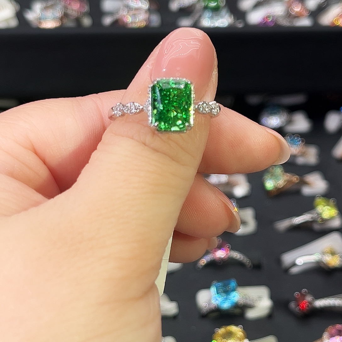 莫桑石非金属SH K白微镶长方绿冰花-12