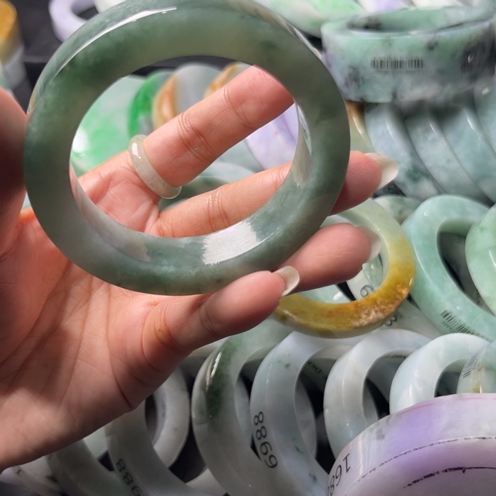 定制翡翠未镶嵌翡翠