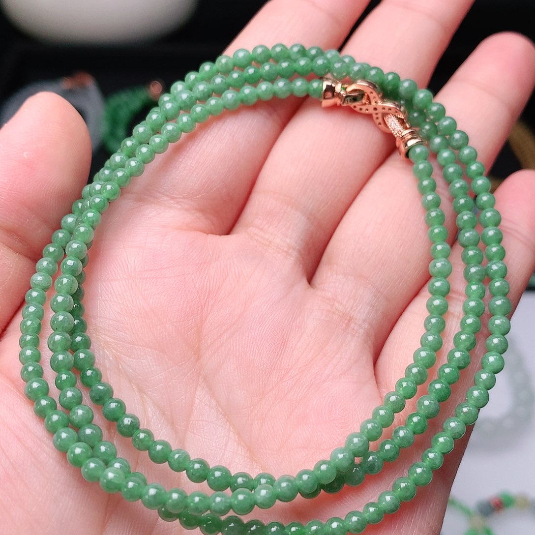 翡翠手链未镶嵌翡翠