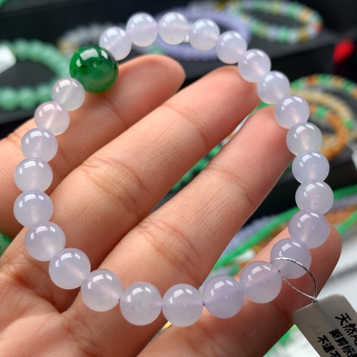 翡翠手镯未镶嵌卡