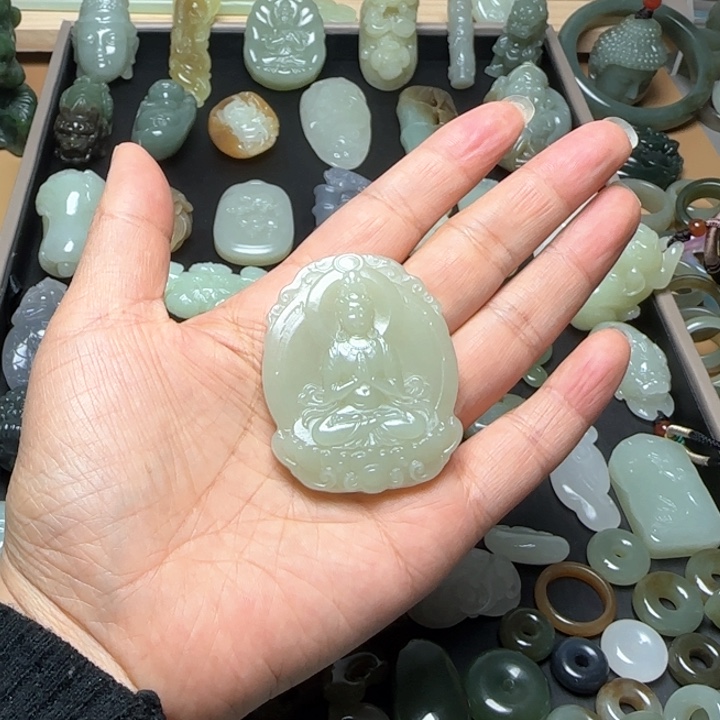 和田玉挂件未镶嵌