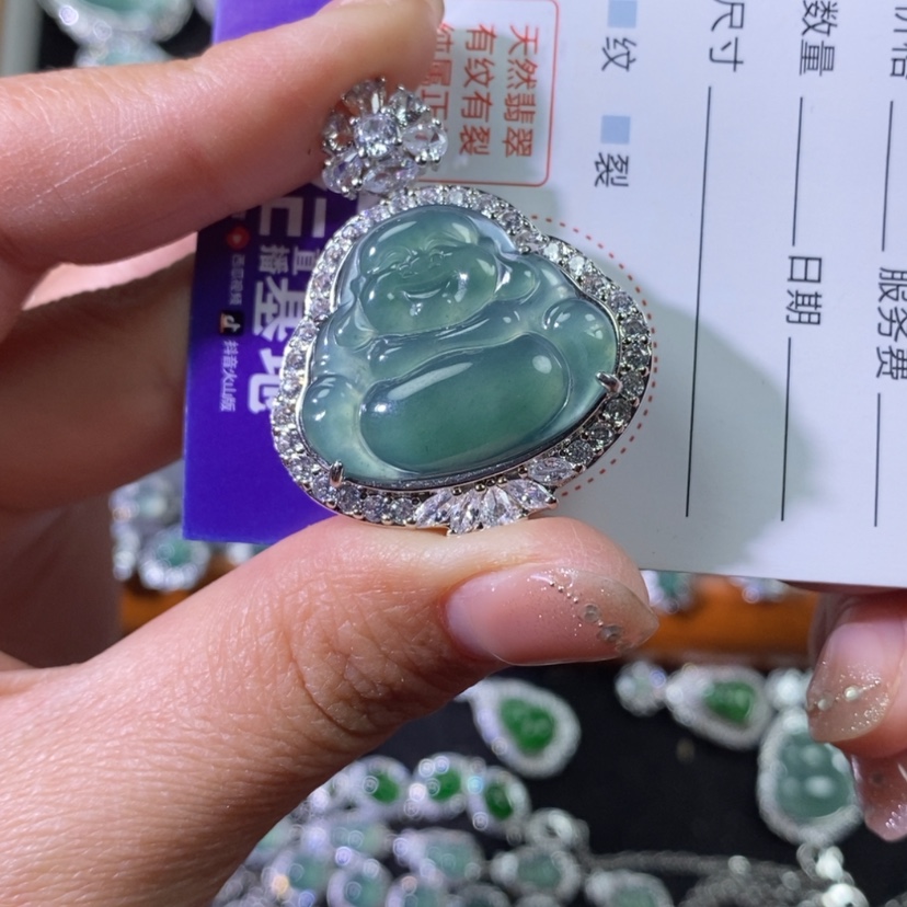【闪购商品】翡翠颈饰未镶嵌天然
