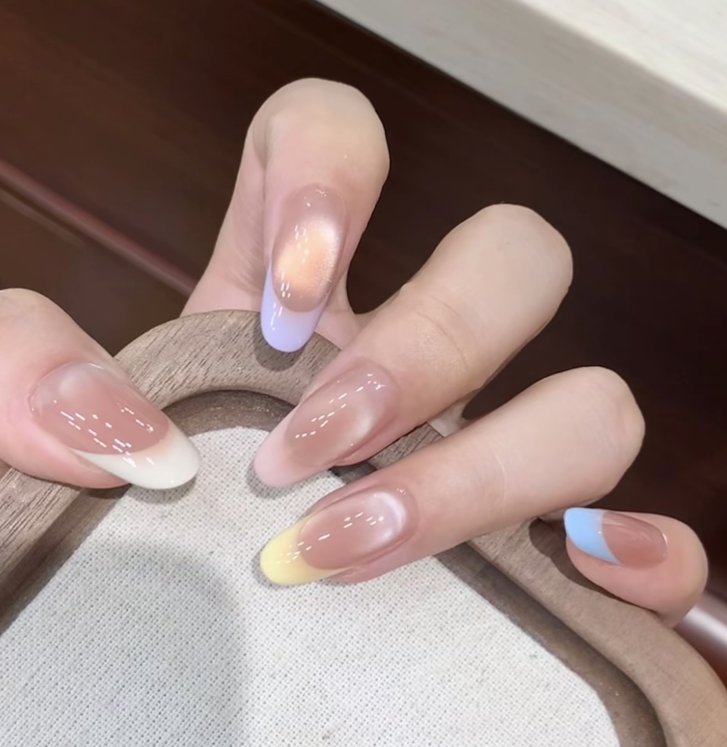 【彩色盘】-法式猫眼美甲可爱甜美简约彩色轻奢短款显白手工穿戴甲