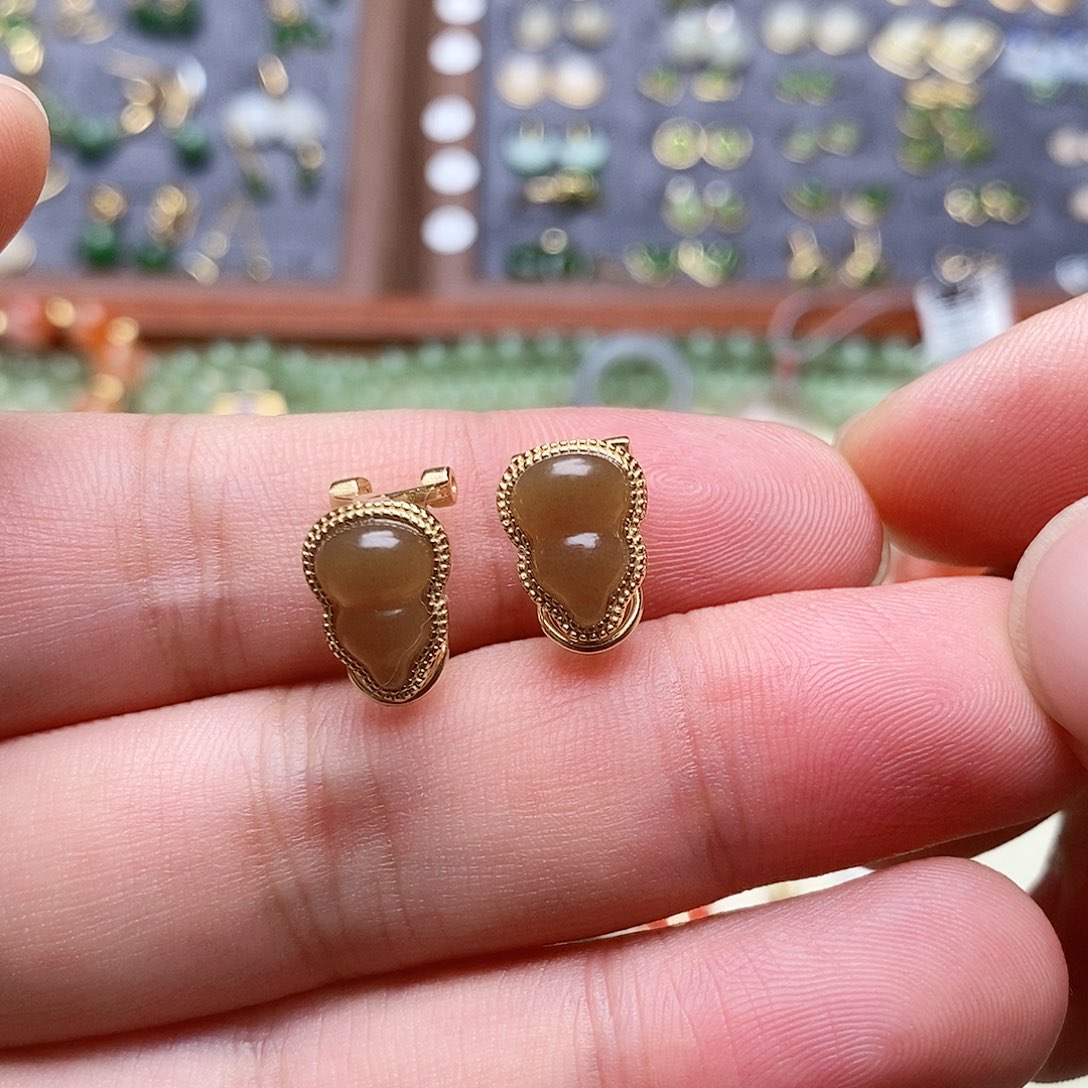 和田玉银S925镶嵌耳饰