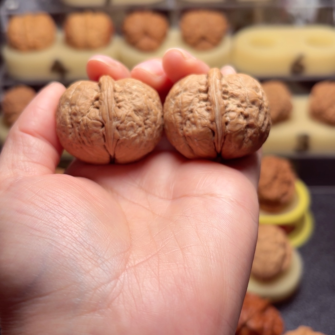 文玩核桃把件林*萌萌元宝