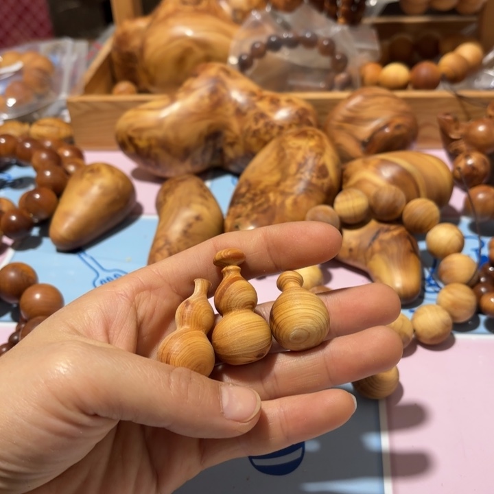 懂***我木质类随行小葫芦三个