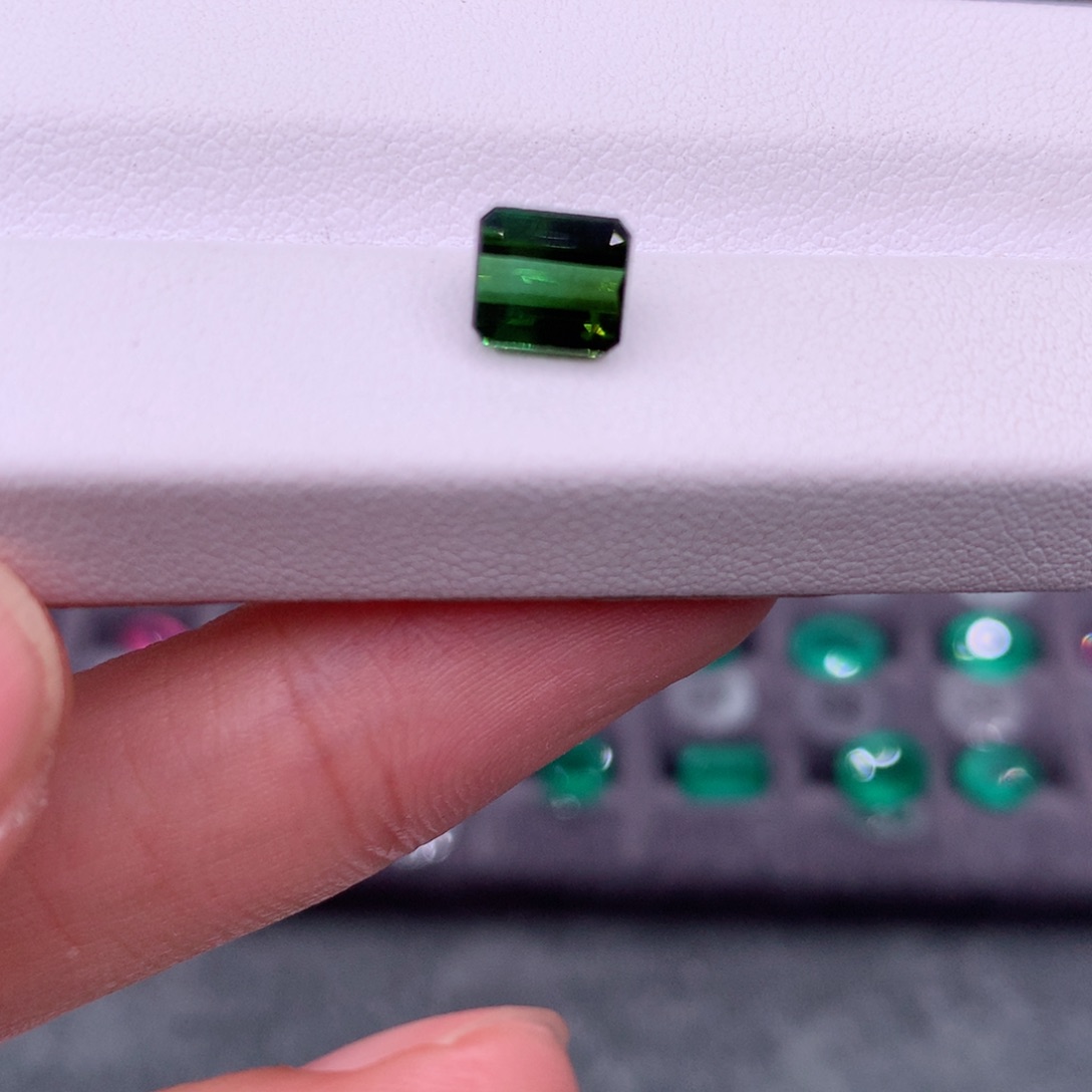 碧玺珠宝半成品未镶嵌