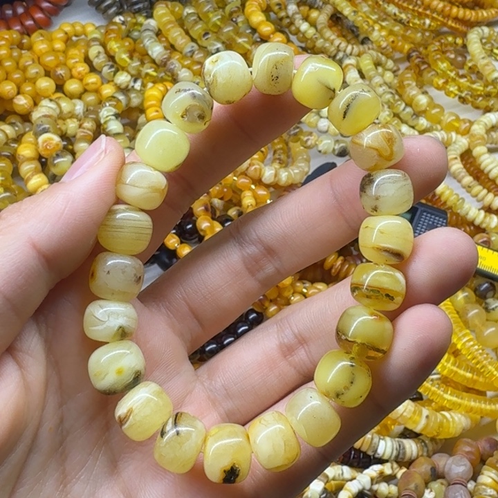 琥珀未镶嵌珠宝奇石