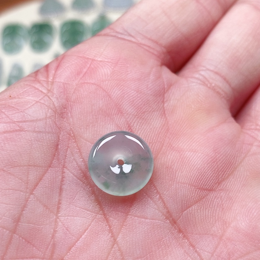 【闪购商品】翡翠吊坠(不含链)未镶嵌