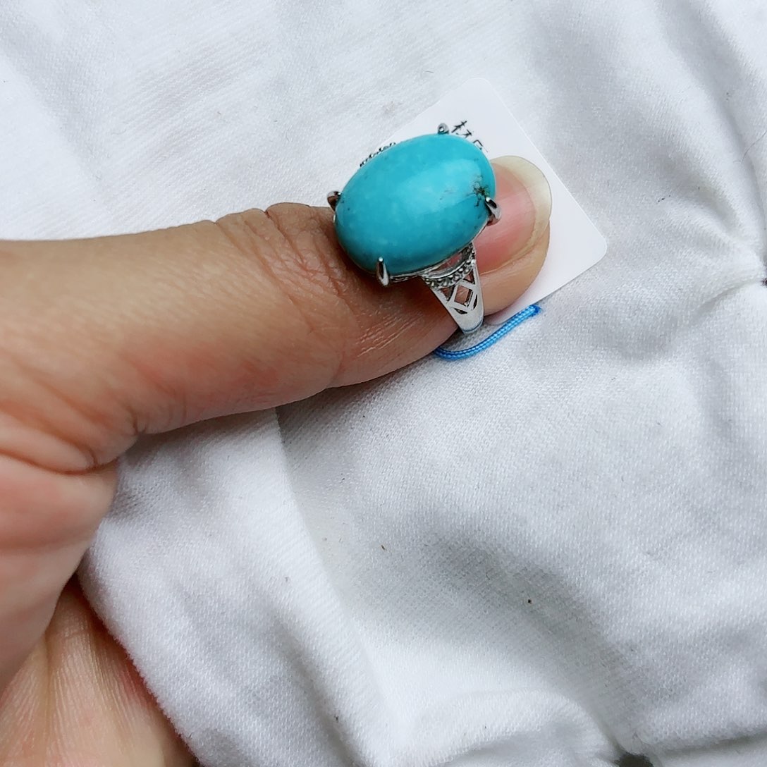 绿松石珠宝奇石未镶嵌名****呢