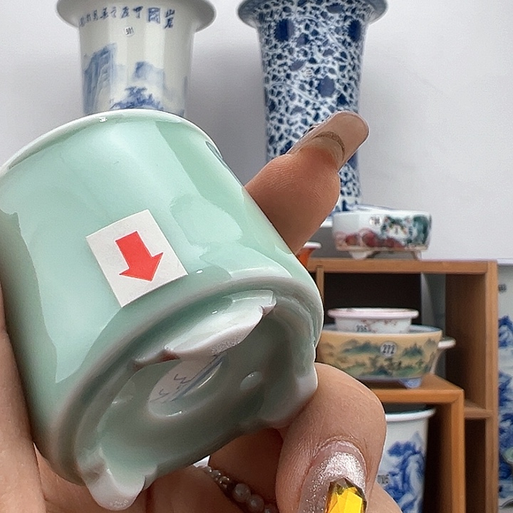 红陶G****m手工盆………………