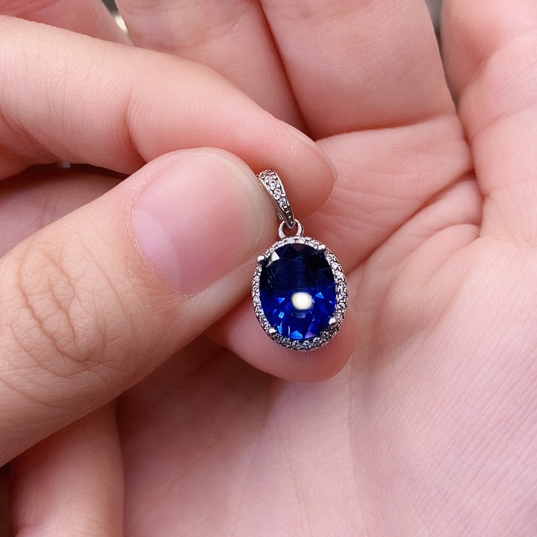 吊坠(赠链)蓝宝石银S925镶嵌