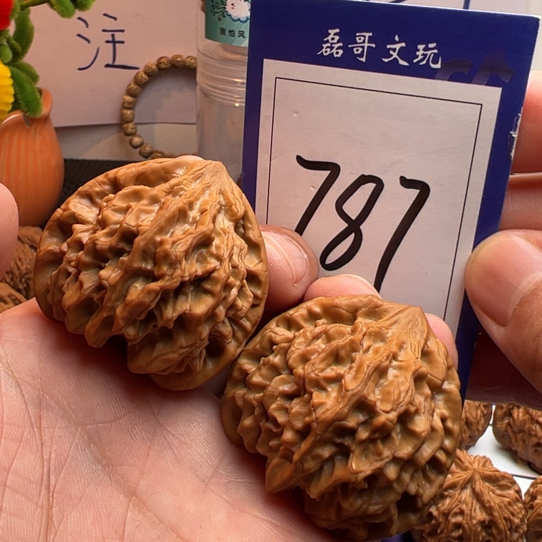 文玩核桃把件龙门涧40.5尺寸787号