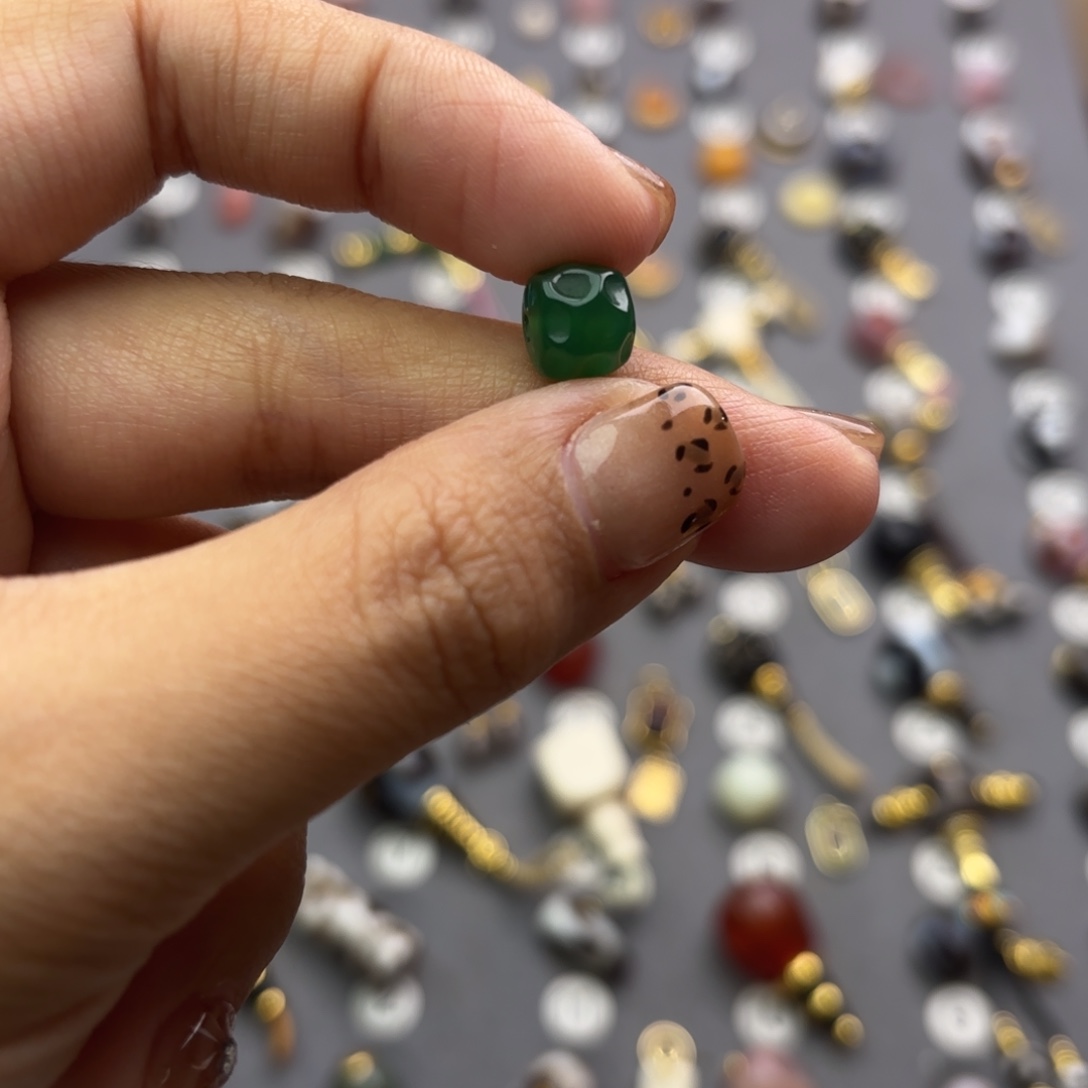 玛瑙/玉髓未镶嵌文玩配饰8+mm