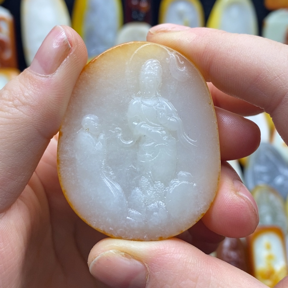 和田玉未镶嵌颈饰