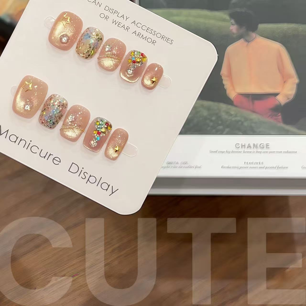 【圣诞派对】可爱节日波点猫眼短款穿戴甲温柔显白日常百搭美甲