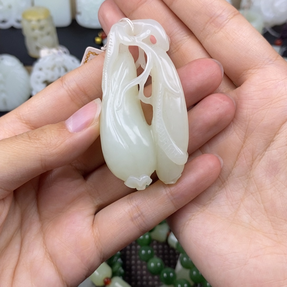 未镶嵌和田玉挂件