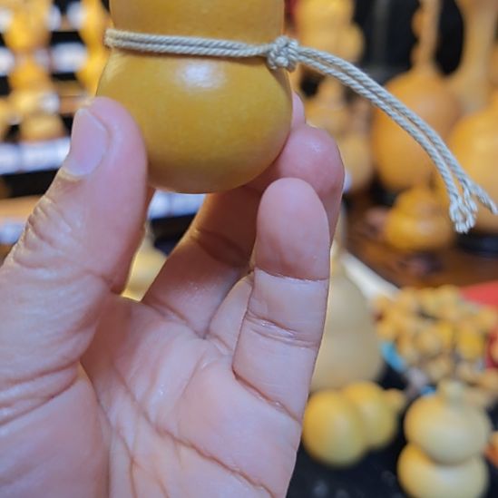 咿***、大叶紫檀（黑酸枝木类）