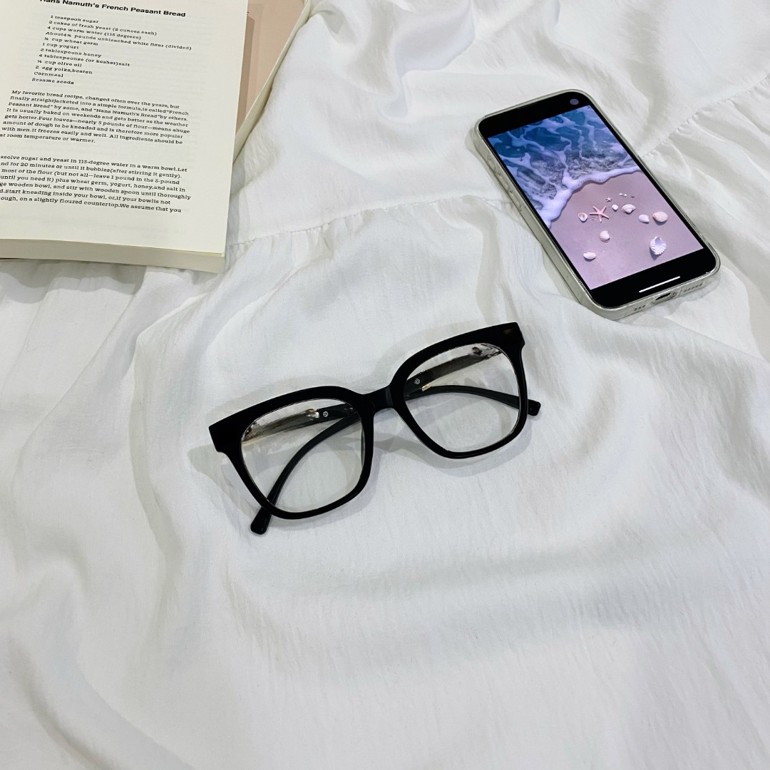 韩版时尚眼镜墨镜太阳镜轻奢小众百搭极简风女士新款