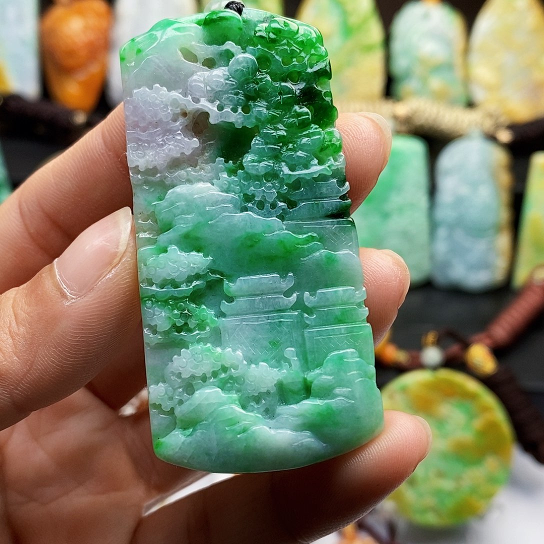 颈饰未镶嵌翡翠翡翠A货一物一证