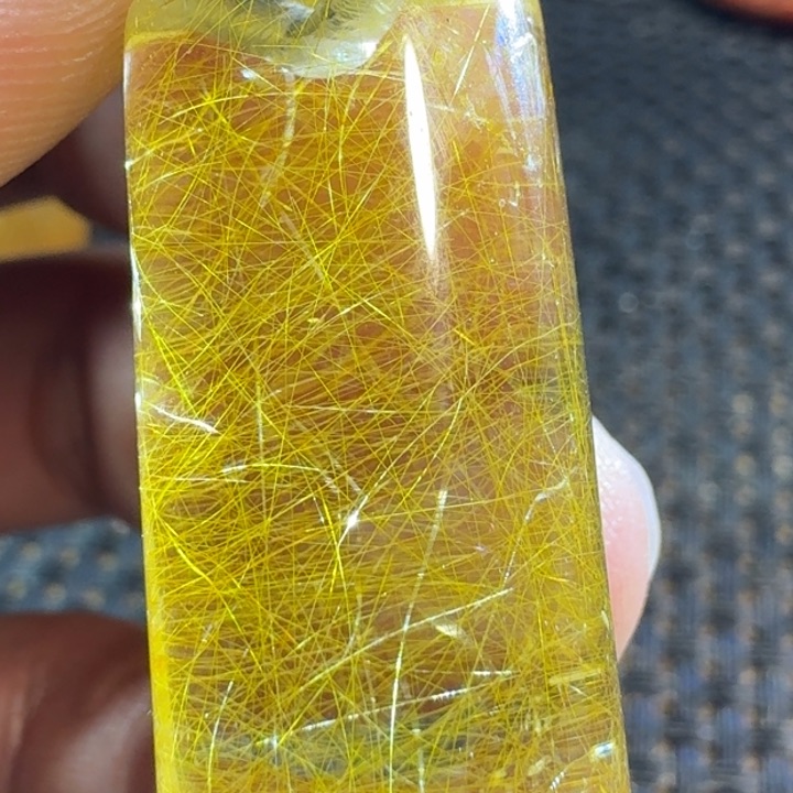 未镶嵌颈饰水晶悠*丽