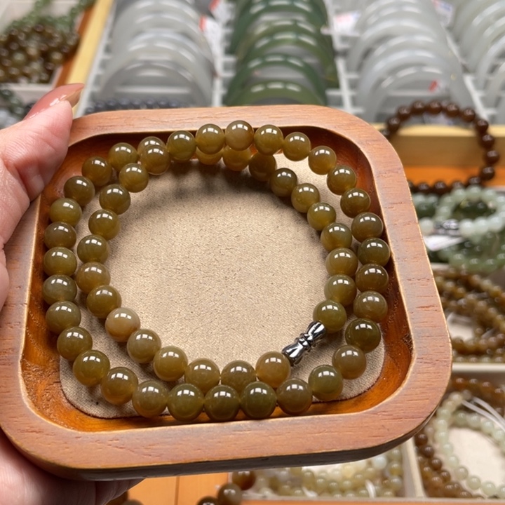 和田玉珠串8mm未镶嵌