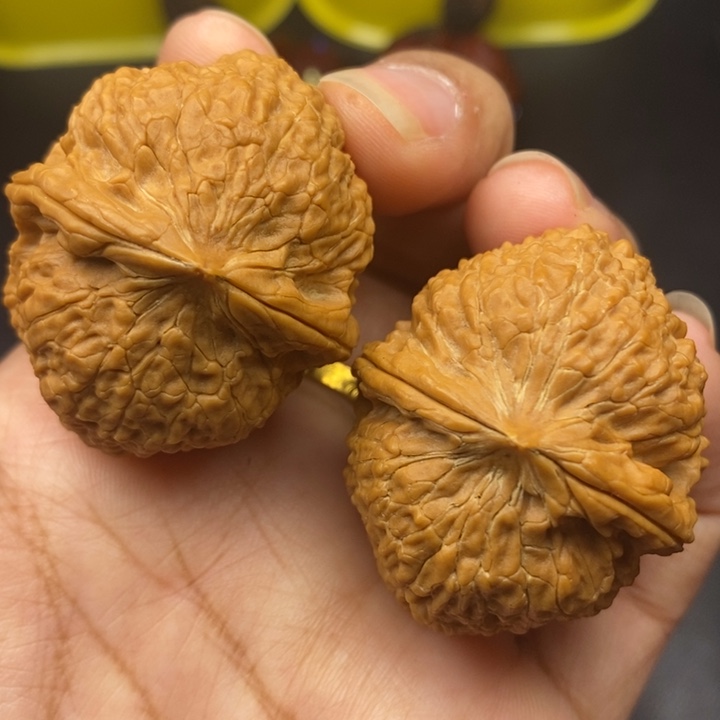 吊坠文玩核桃41尺密纹狮子