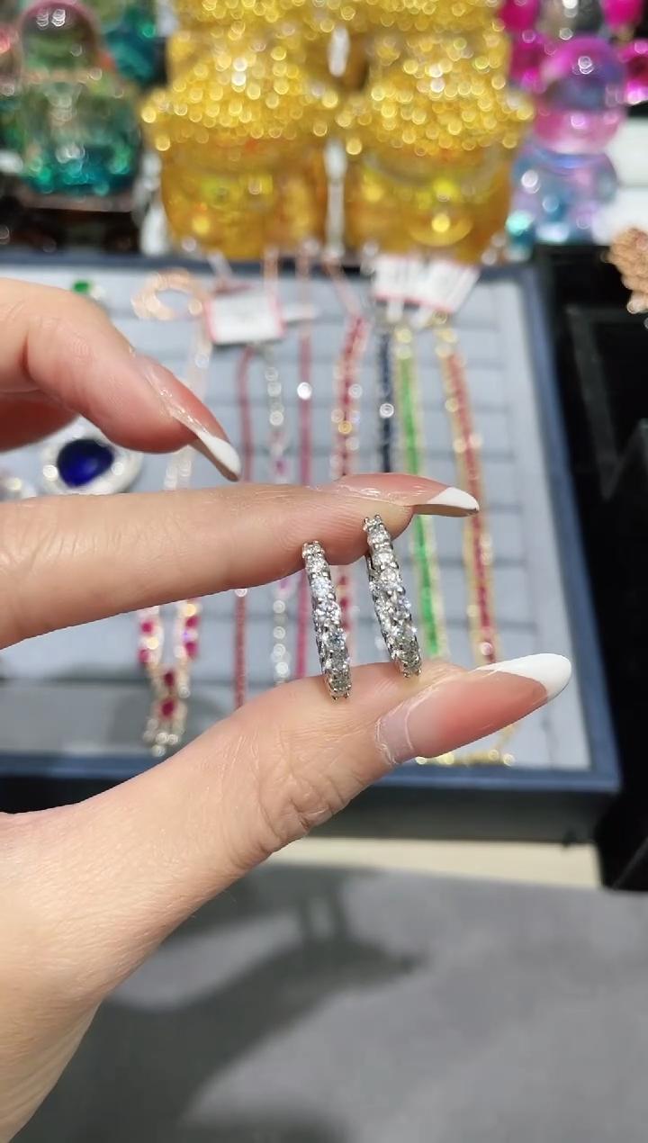 925银莫桑石银制品 925银莫桑石银制品 莫桑石耳饰耳扣777