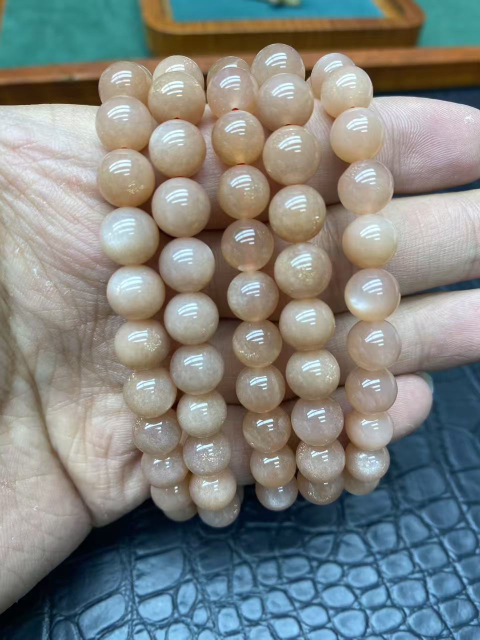 B7 太阳石单圈手链 8-9mm+ 多样性发一