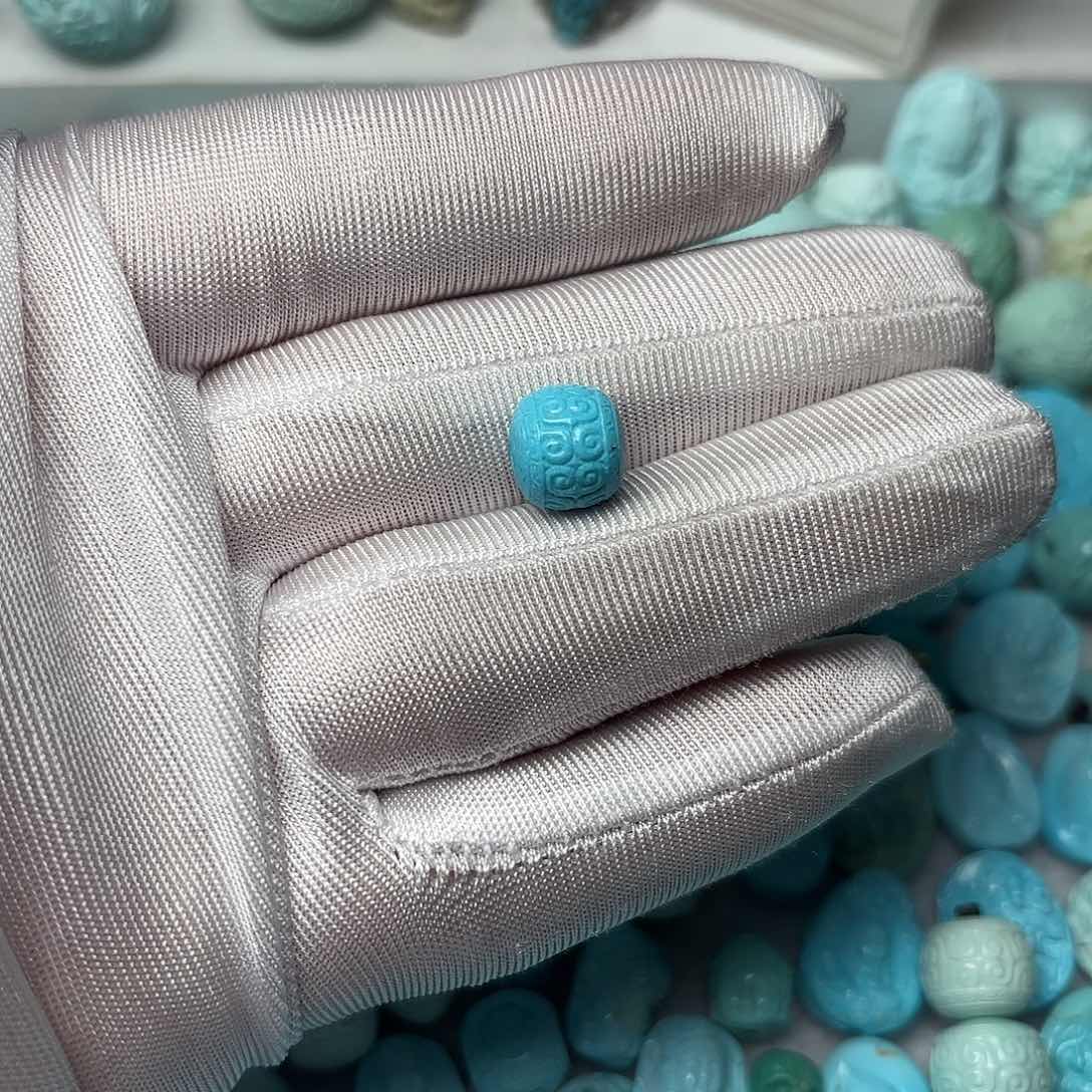 绿松石雕刻件未镶嵌