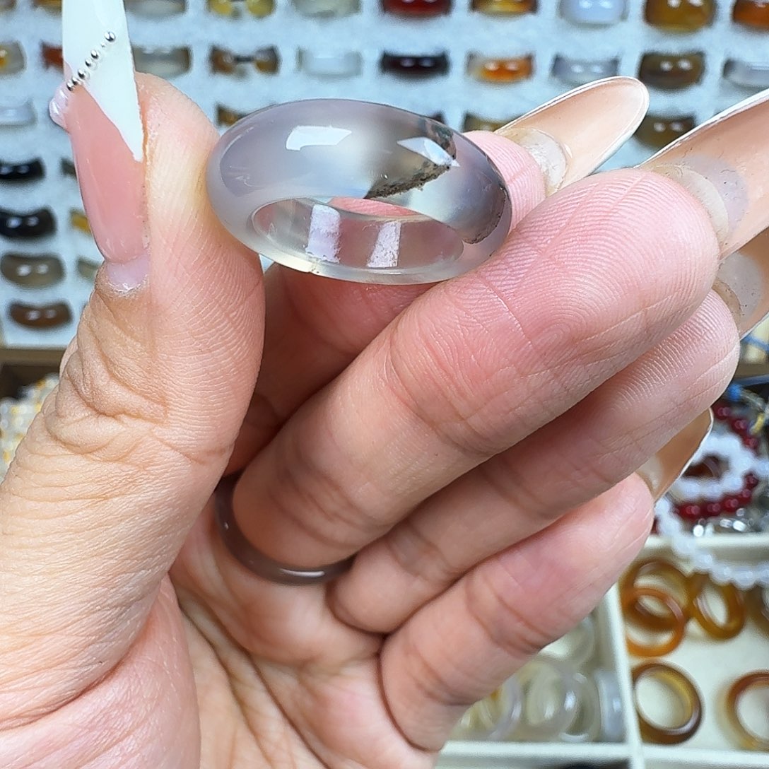 玛瑙/玉髓戒圈未镶嵌14圈微瑕福利不退换介意勿拍