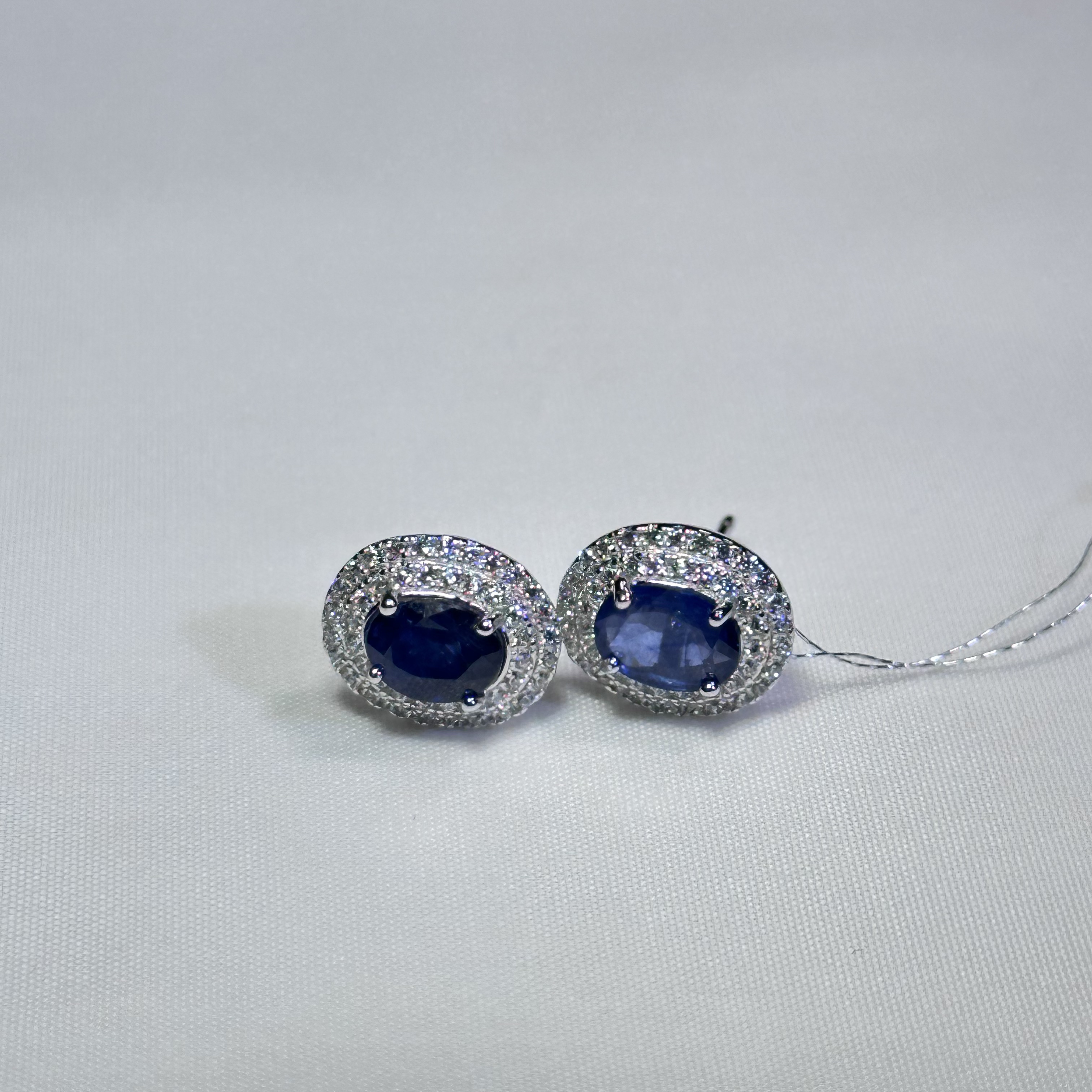 蓝宝石耳钉吊坠戒指手链