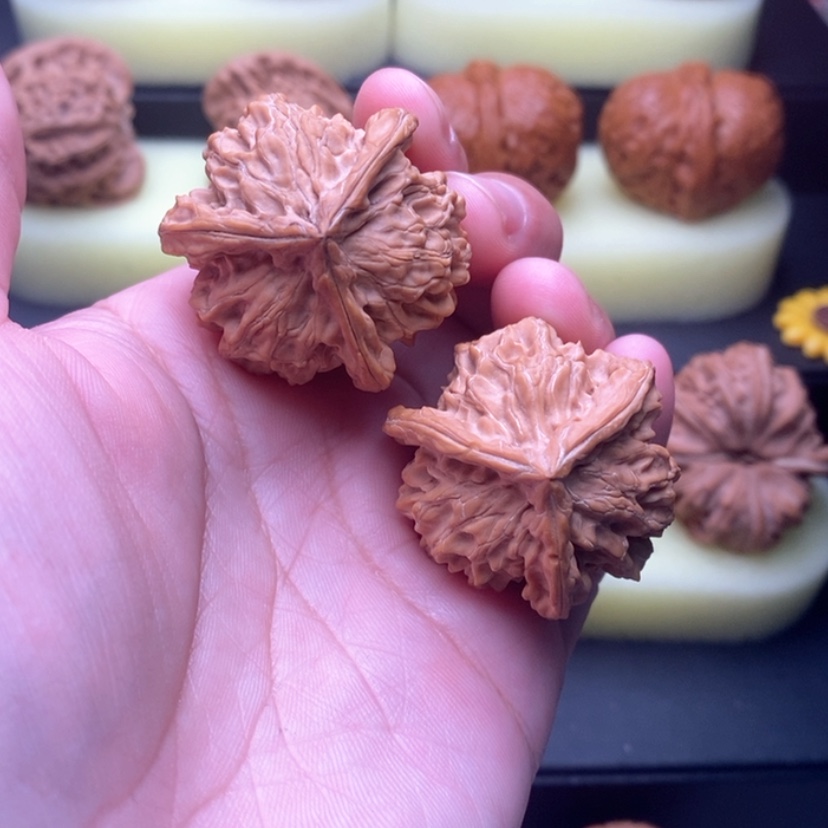 【闪购商品】文玩核桃吊坠35尺盘山