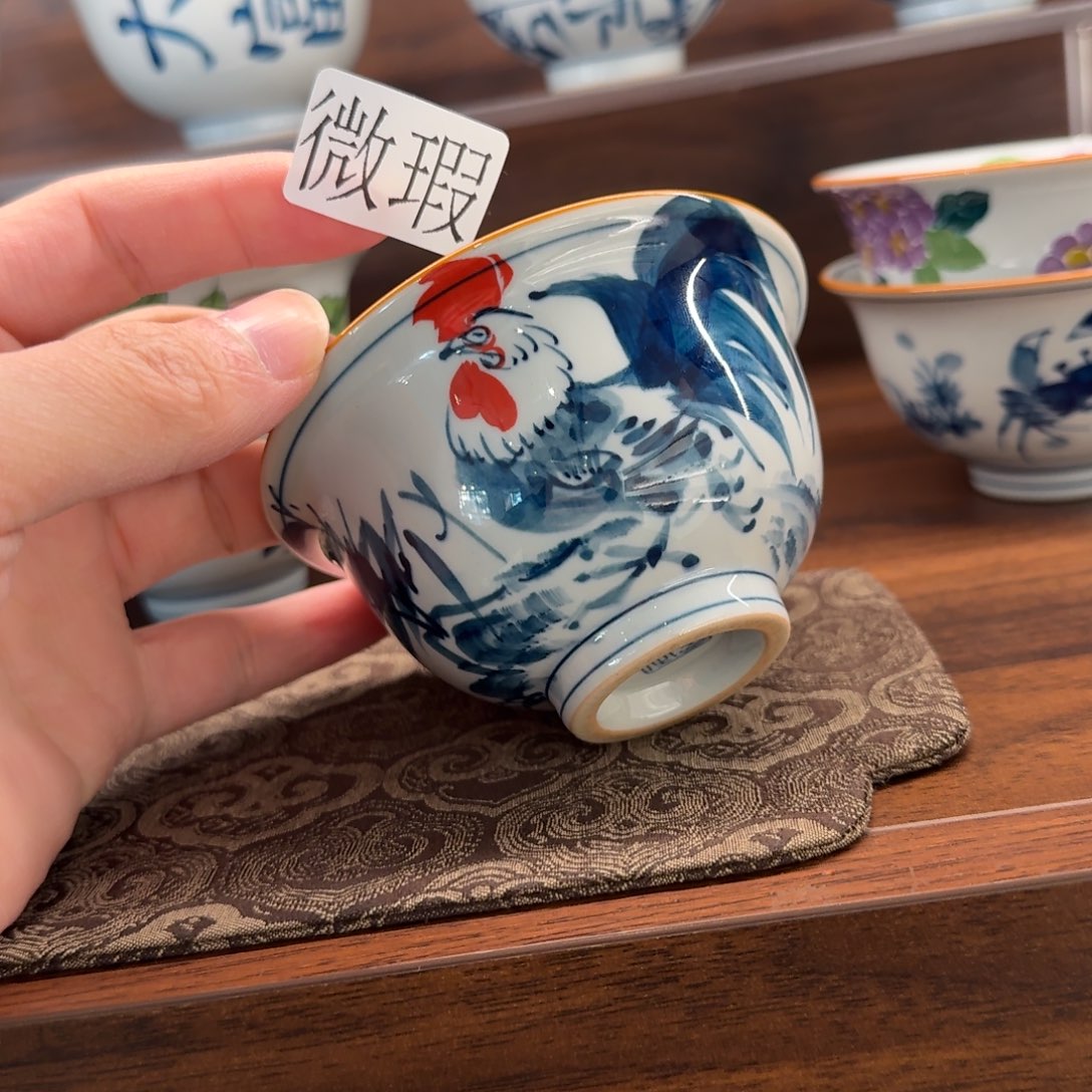 釉下手绘茶具微瑕