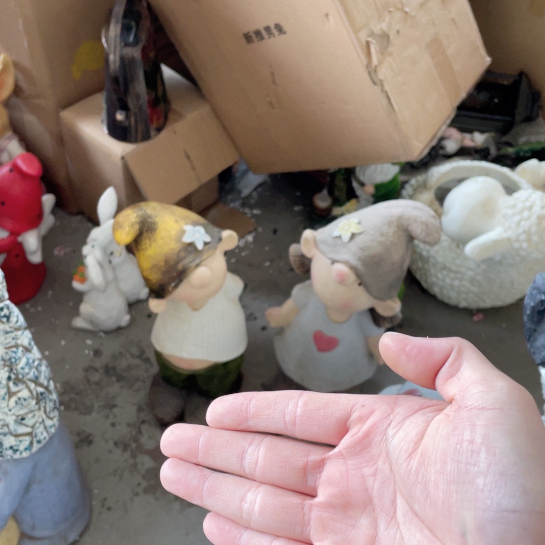 【闪购商品】氧化镁小男孩小女孩一对