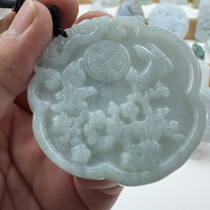 翡翠未镶嵌颈饰天然缅甸A货翡翠