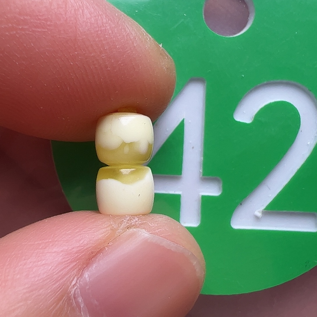 蜜蜡未镶嵌珠宝奇石5m m