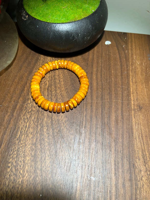 蜜蜡手串算盘形—