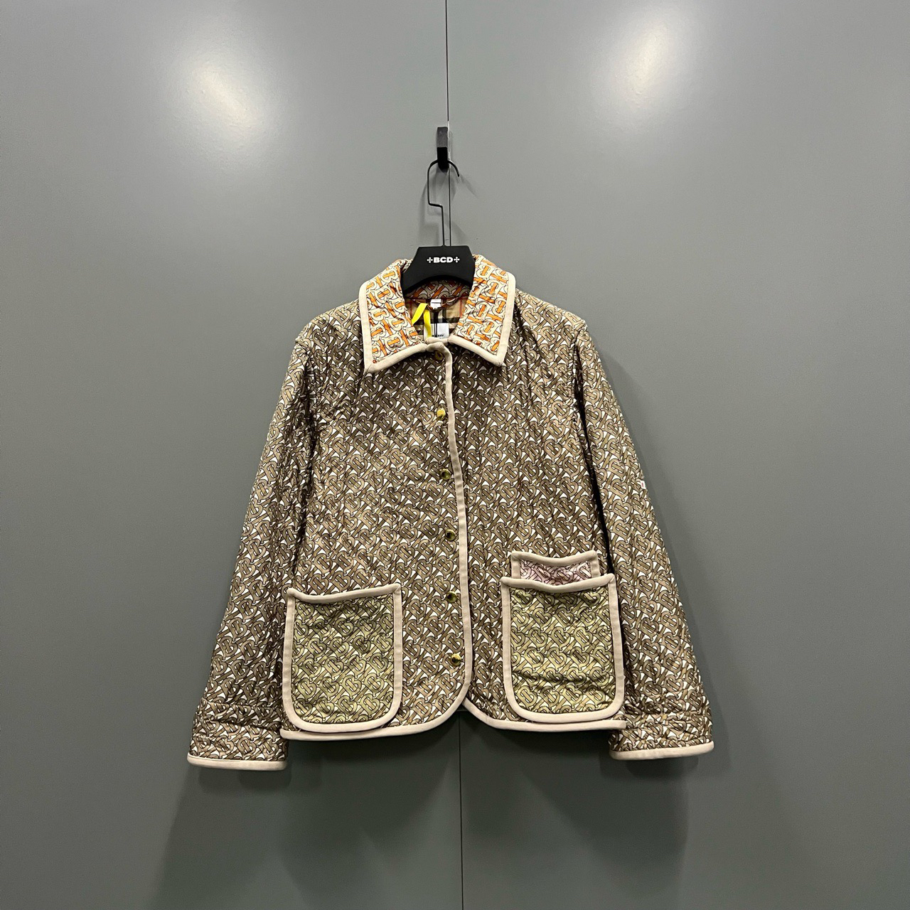 Burberry 巴宝莉 拼色满印TB夹克外套 40码/95新/19200/无配件