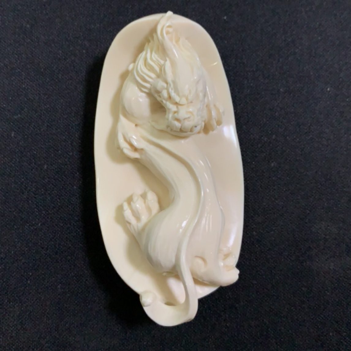 猛犸约28.5克雕刻件ZL2444