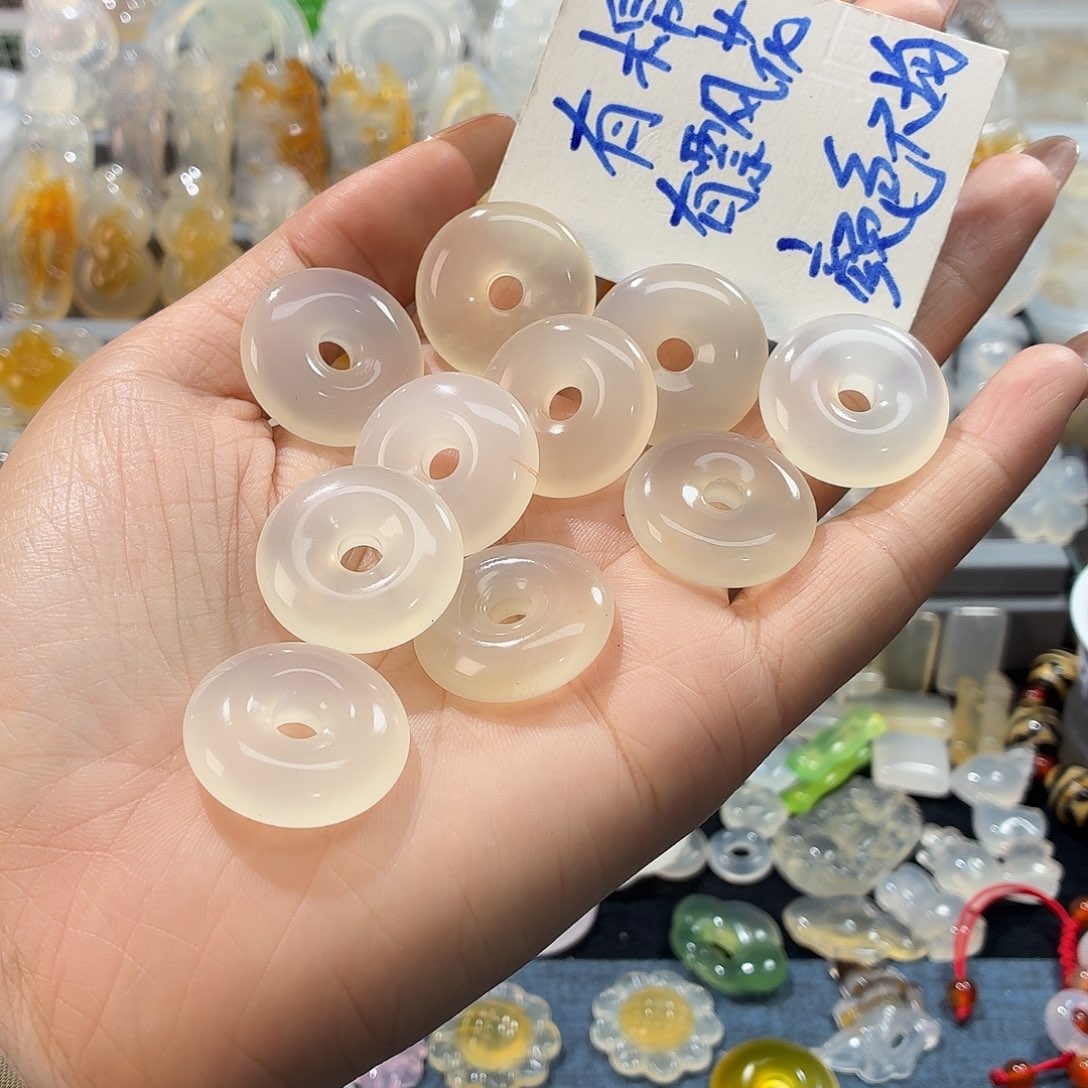 玛瑙/玉髓未镶嵌颈饰