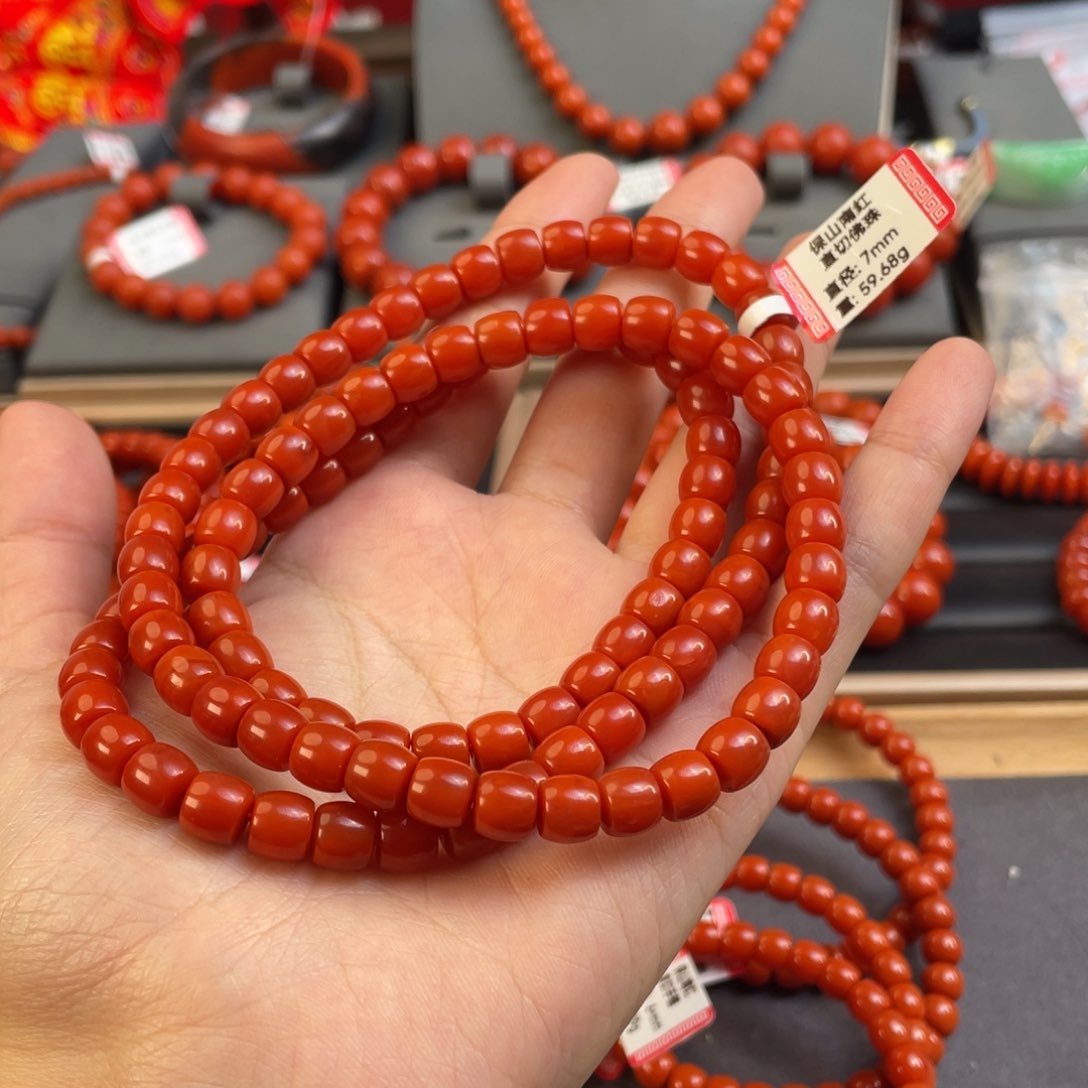 南红玛瑙7+mm 多圈未镶嵌漠***人