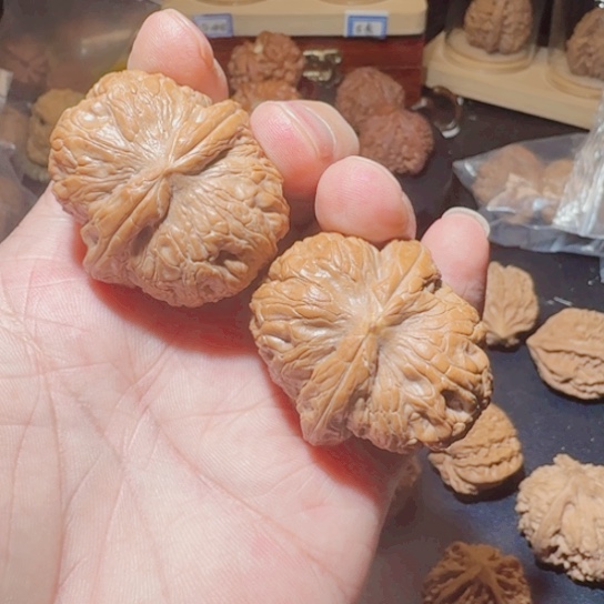 文玩核桃把件平谷元宝42