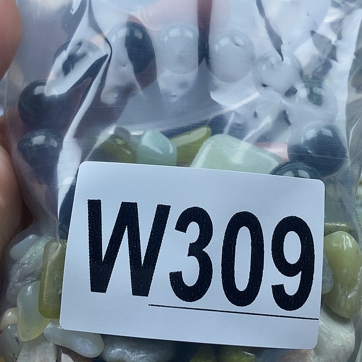 蛇纹石玉未镶嵌鱼缸的