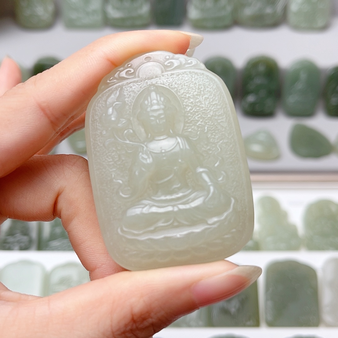 和田玉未镶嵌颈饰