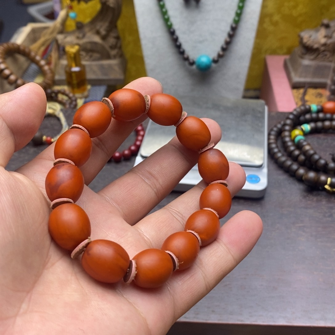 大叶紫檀（黑酸枝木类）