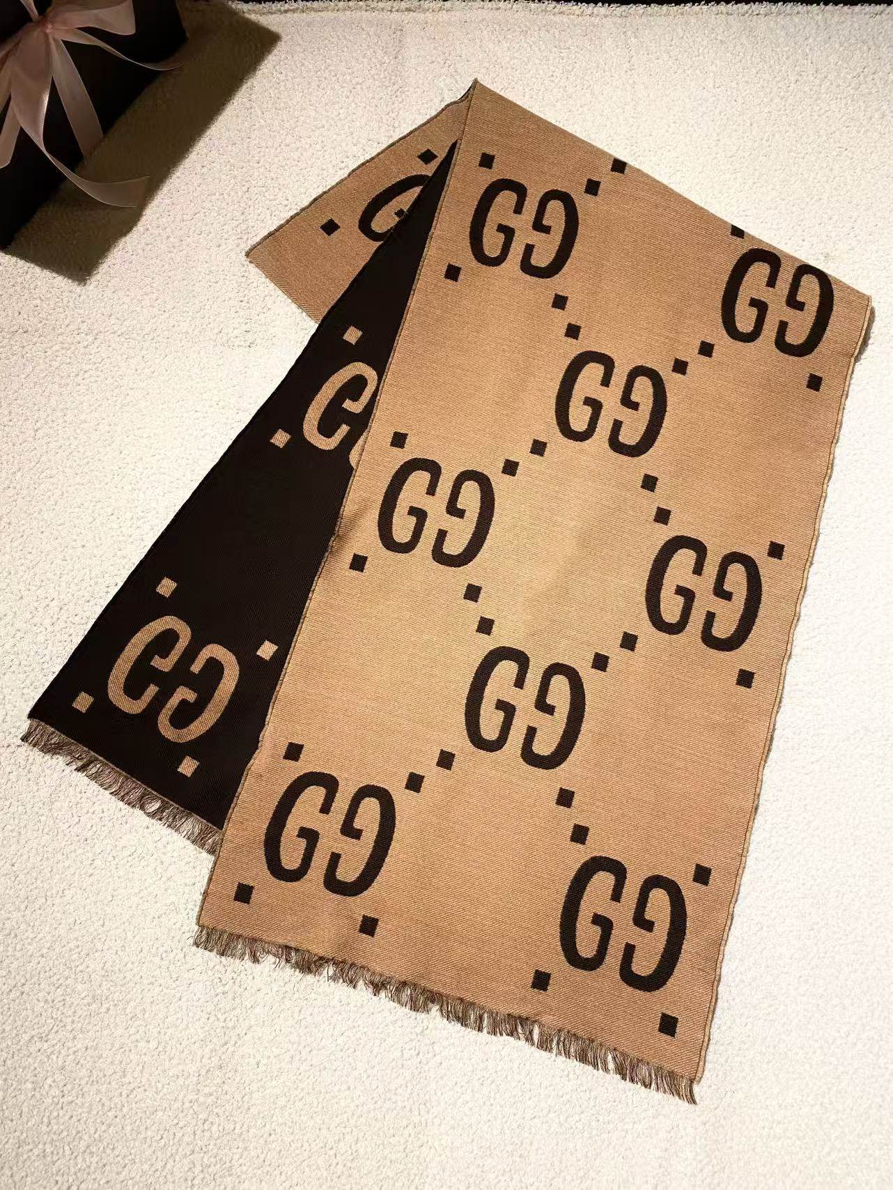 99新 GUCCI/古驰 zz443 羊毛 双G双面提花羊毛围巾 35×190