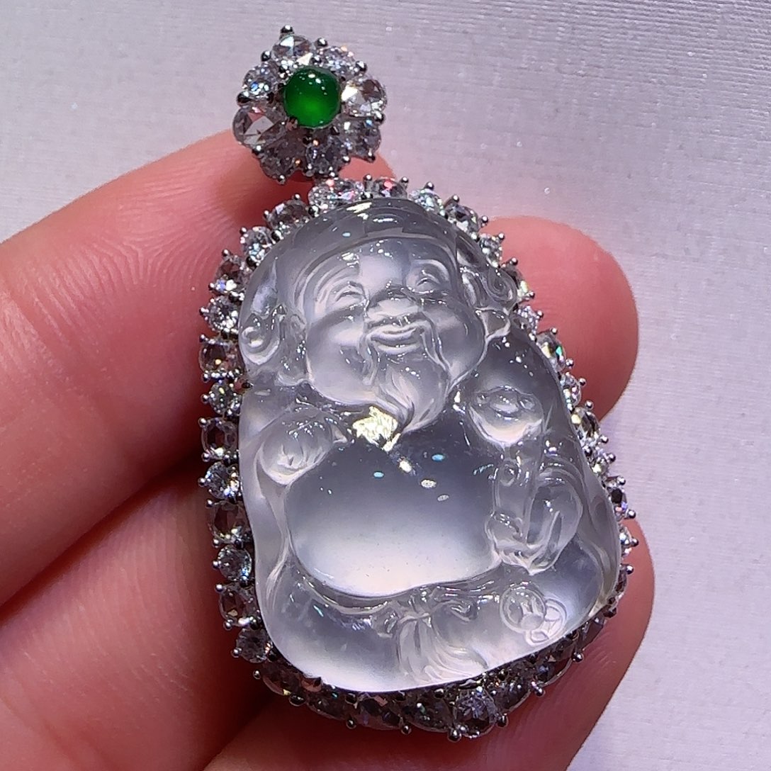 翡翠颈饰18K金镶嵌吊坠